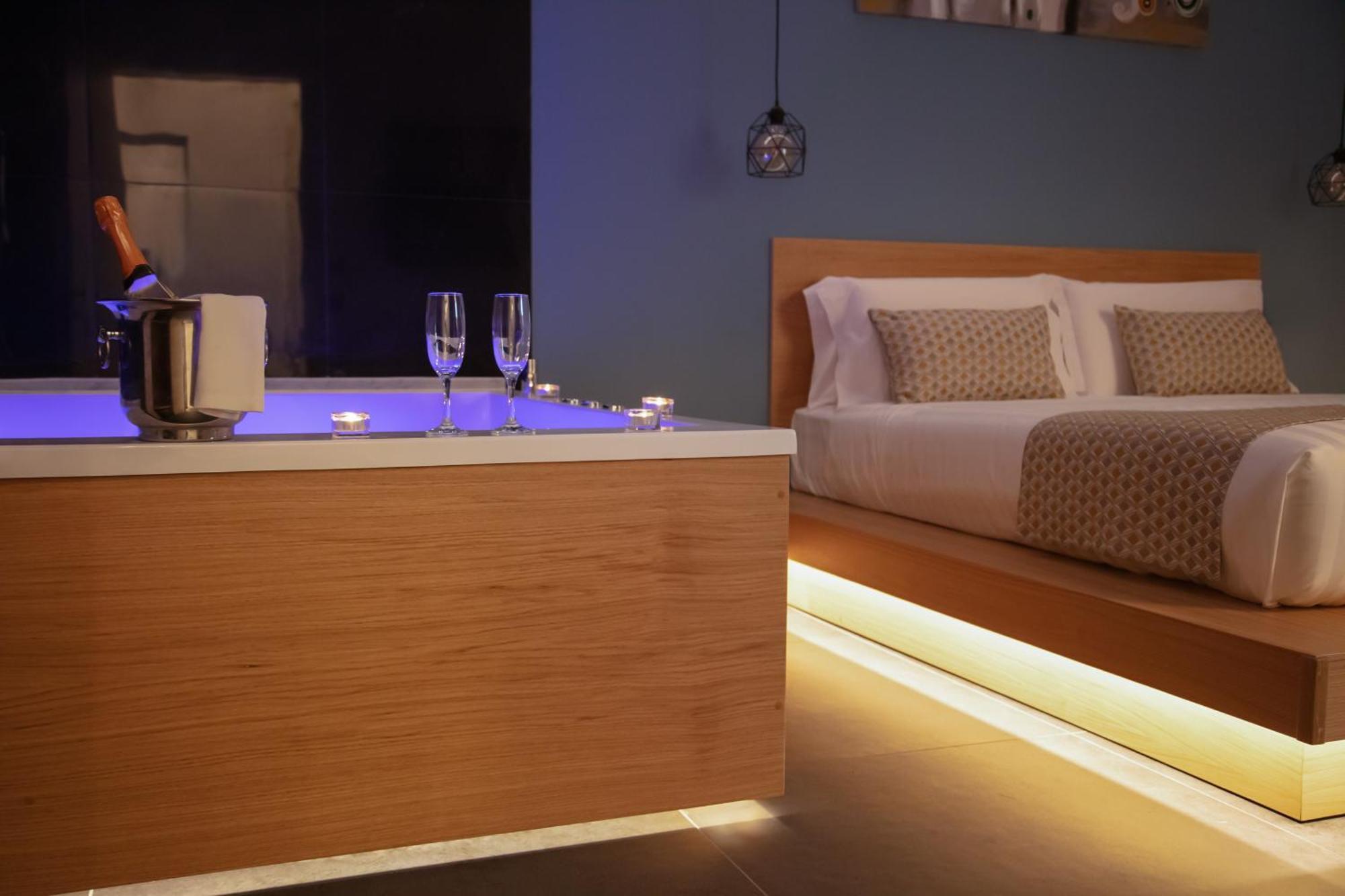 Main - Duomo Otel Napoli Dış mekan fotoğraf