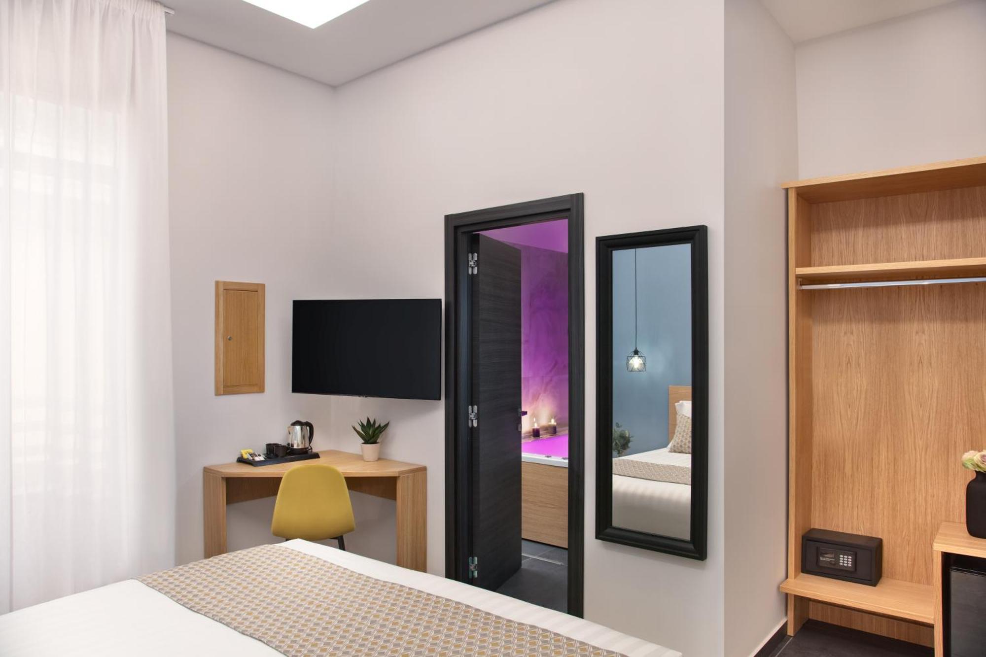 Main - Duomo Otel Napoli Dış mekan fotoğraf